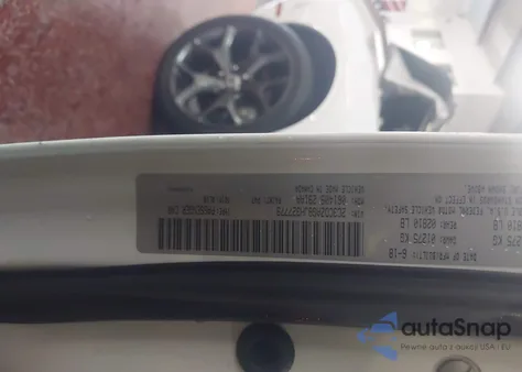 2018 Dodge Challenger Sxt Plus z USA, uszkodzony, nr VIN 2C3CDZAG8JH327779